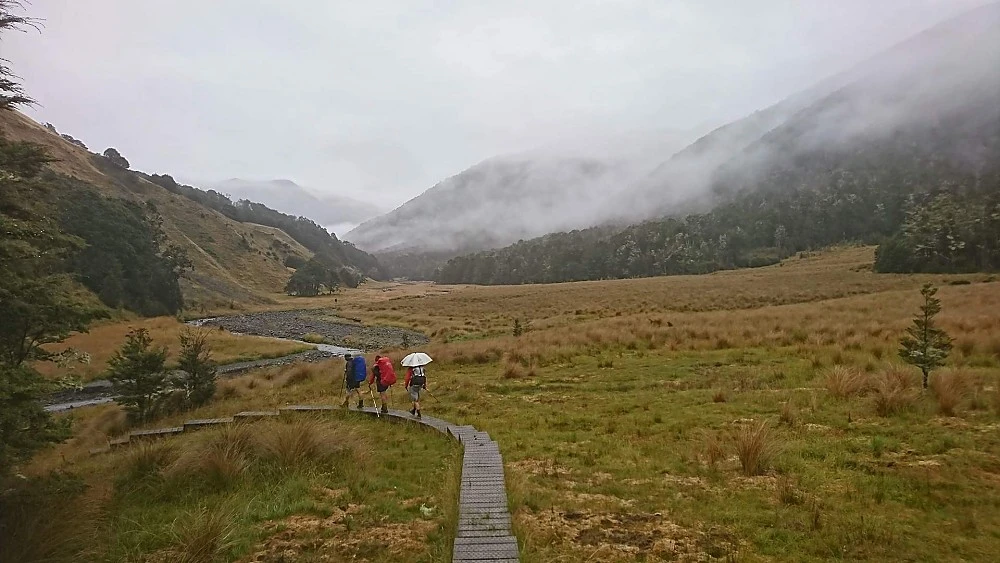 Hyperlite Mountain Gear 2400 Southwest - Image 19