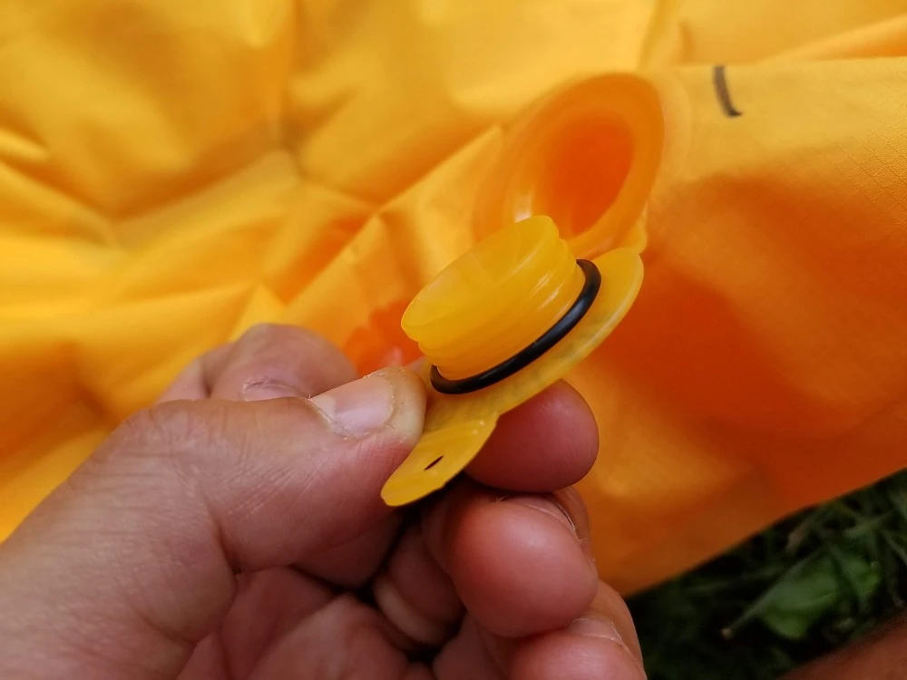 REI Flash All-Season Insulated Air Sleeping Pad - Image 7